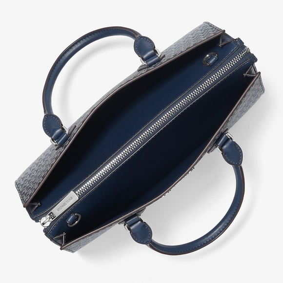 Michael Kors Sheila Medium Ombré Signature Logo Satchel
Navy 
NWT - Picture 5 of 16